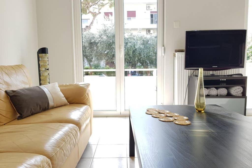 A Great Stay At A Comfortable Large Apartment Atena Exterior foto